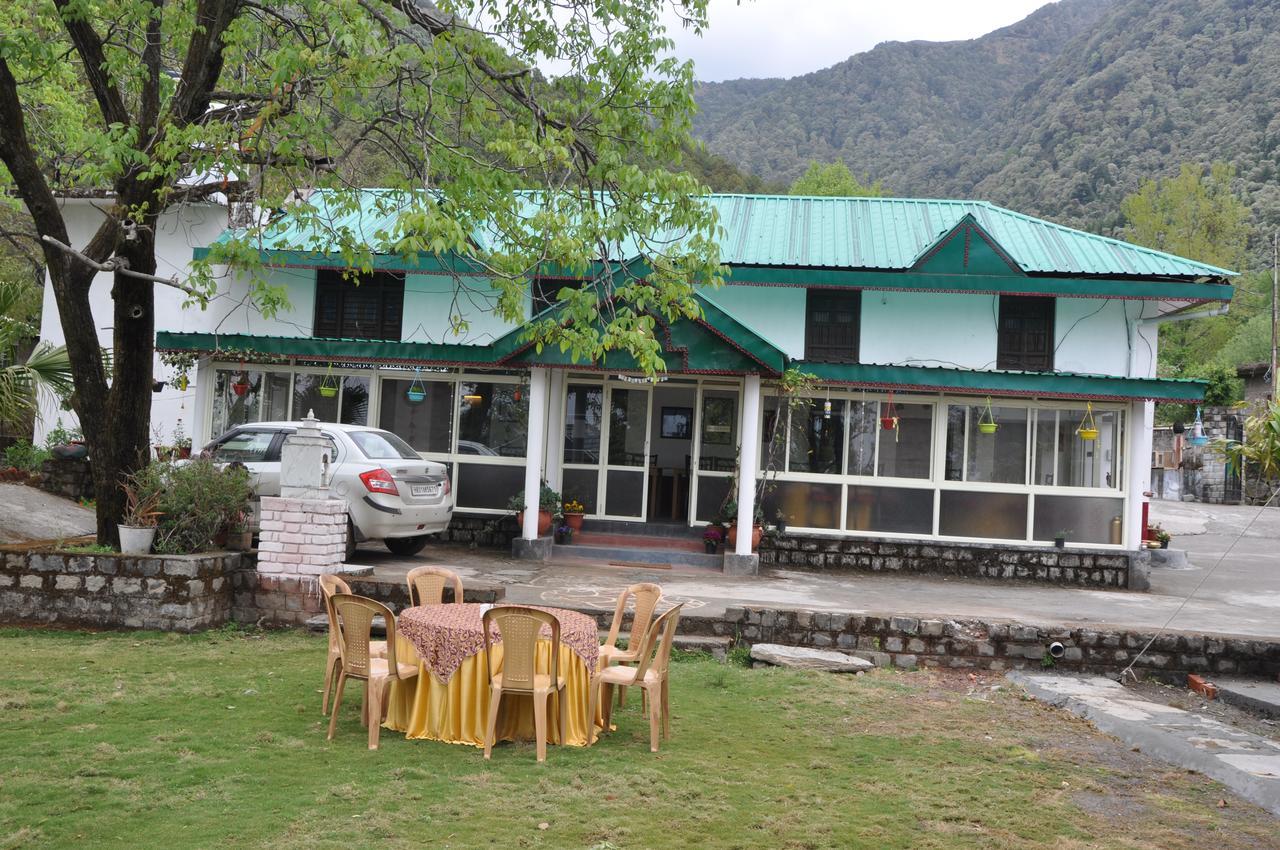 Tatva Bir Tents And Hotel Kangar Eksteriør billede